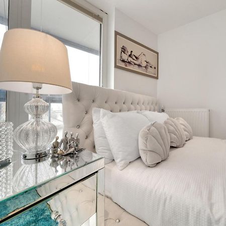 Large 2Bed 2Bath Apartment Beautiful River Views London Greenwich Cutty Sark - Perfect For Long Stay, Business, Leisure And Relocations Екстер'єр фото