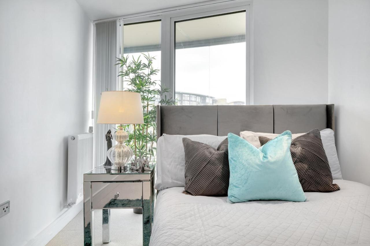 Large 2Bed 2Bath Apartment Beautiful River Views London Greenwich Cutty Sark - Perfect For Long Stay, Business, Leisure And Relocations Екстер'єр фото